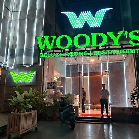 Hotel Woody'S Bangalore Exterior foto