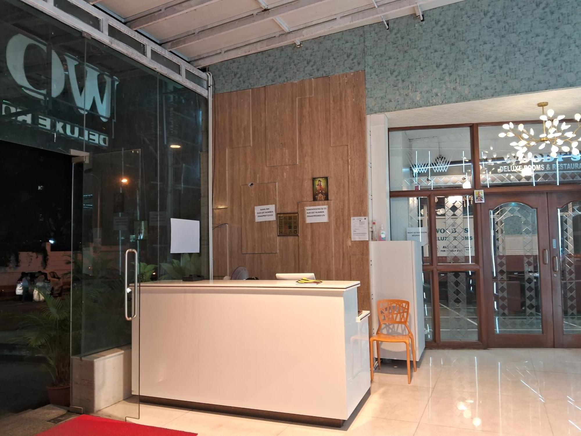 Hotel Woody'S Bangalore Exterior foto